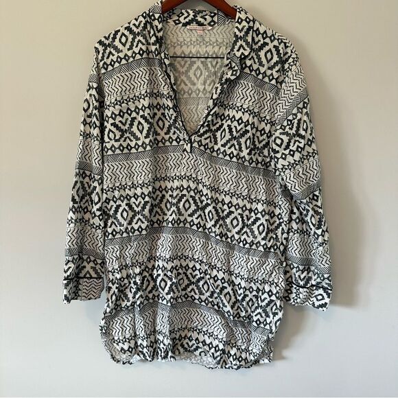 Victoria's Secret Size L Black and White Aztec Print Long Sleeve Pajama Dress - Picture 2 of 4